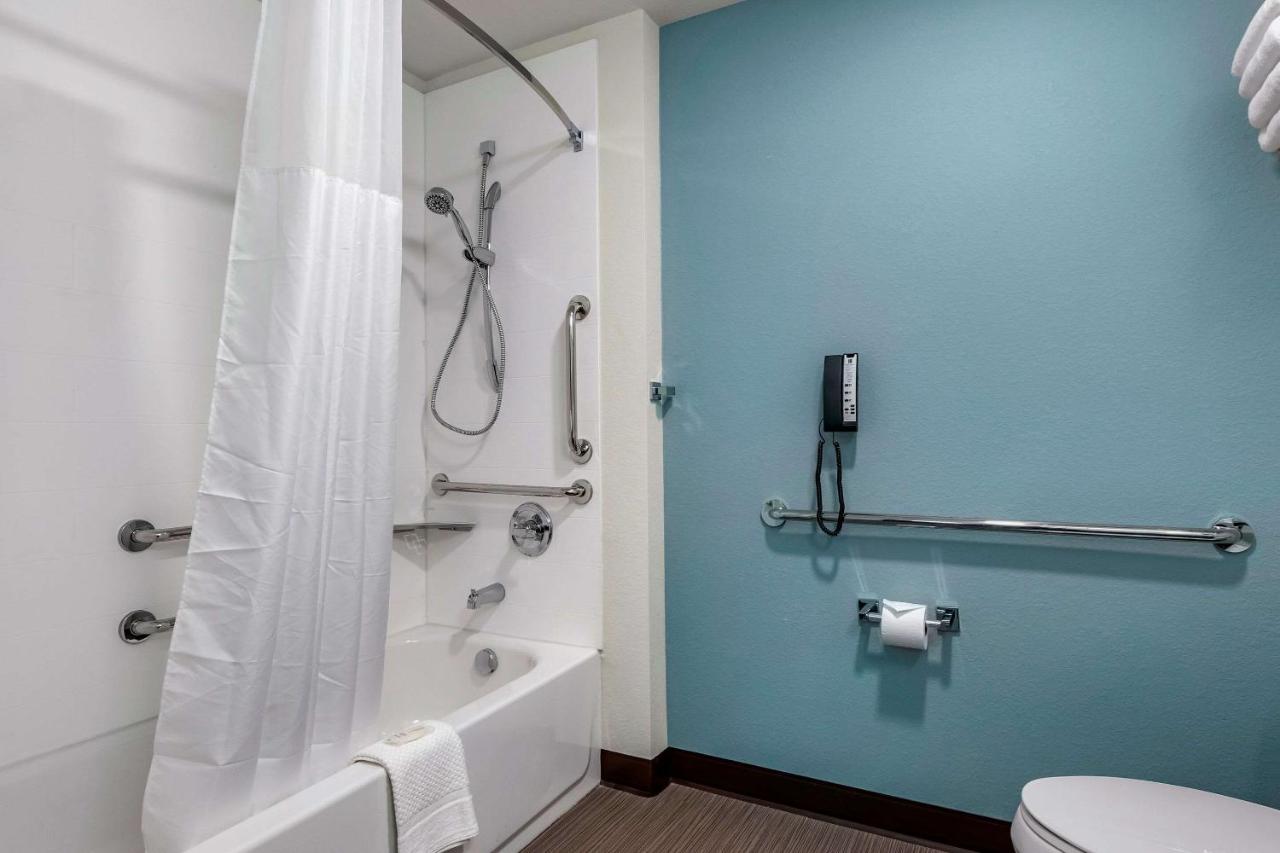 Sleep Inn Waukee-West Des Moines Екстериор снимка