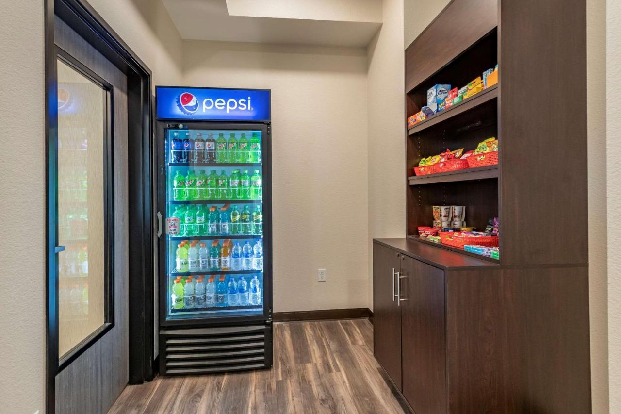 Sleep Inn Waukee-West Des Moines Екстериор снимка
