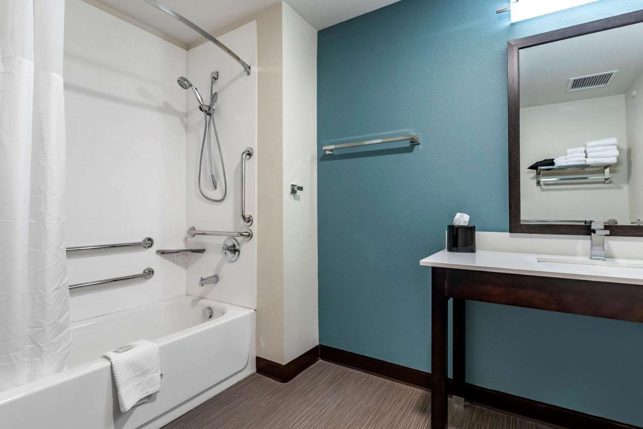 Sleep Inn Waukee-West Des Moines Екстериор снимка